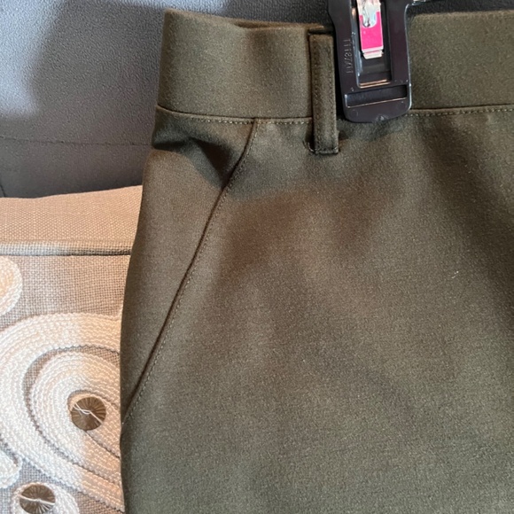 Quite Pullup Ponte Knit Stretch Pants - Olive Green L - Picture 2 of 7